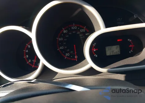 2010 Toyota Matrix из США, поврежденный, VIN 2T1KU4EE7AC196129